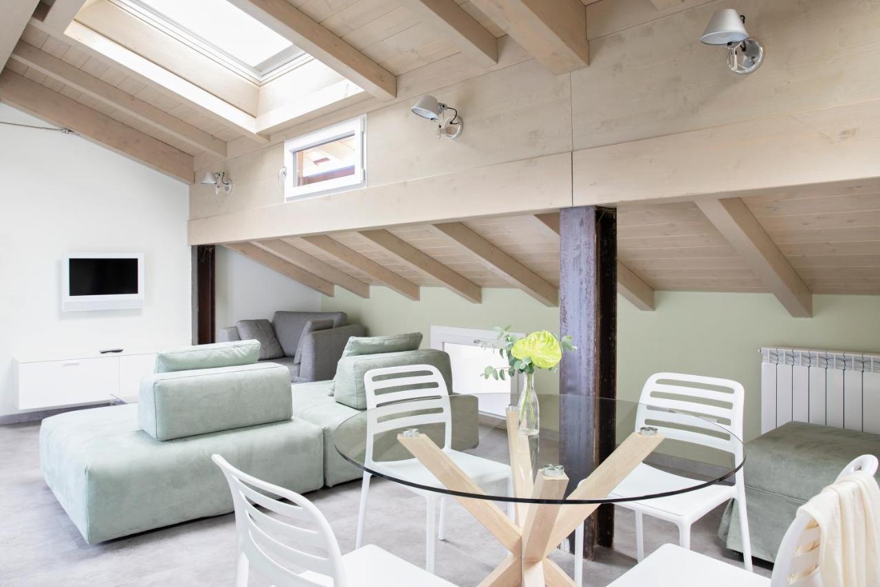 לואינו Charming Moment Di Villa Porta - Residenza Porto Vecchio מראה חיצוני תמונה